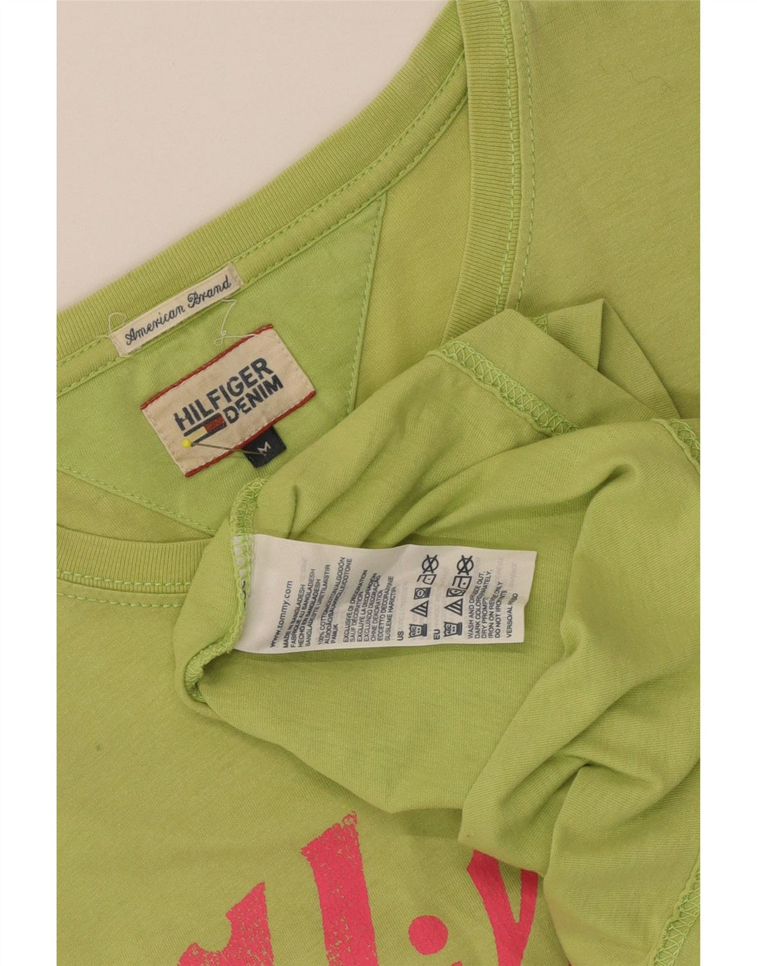 TOMMY HILFIGER Herren Grafik-T-Shirt-Oberteil aus mittelgrüner Baumwolle