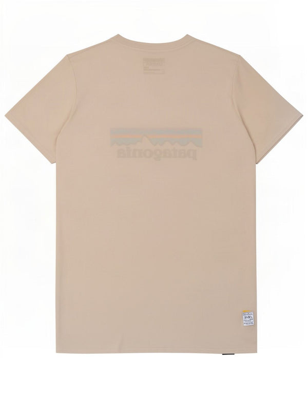 Patagonia Herren-T-Shirt mit Grafik, mittelweißes Polyester