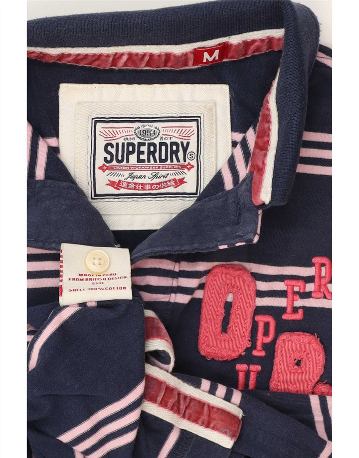 Superdry Herren-Poloshirt aus mittelblauer, gestreifter Baumwolle mit Grafik
