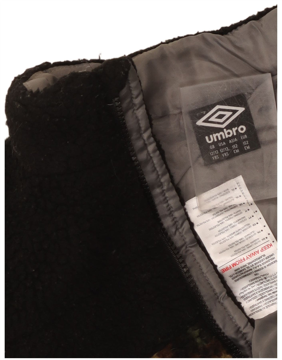 Umbro Fleecejacke für Jungen, 12–13 Jahre, schwarzes Camouflage-Polyester