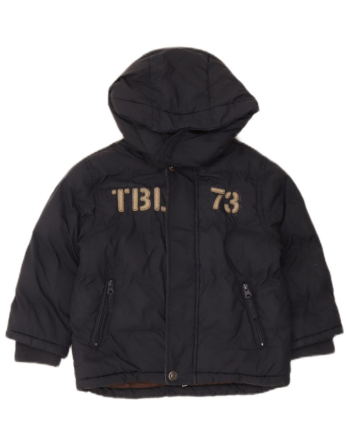 Timberland Jungen gepolsterte Jacke mit grafischer Kapuze, 3–4 Jahre, marineblaues Polyester