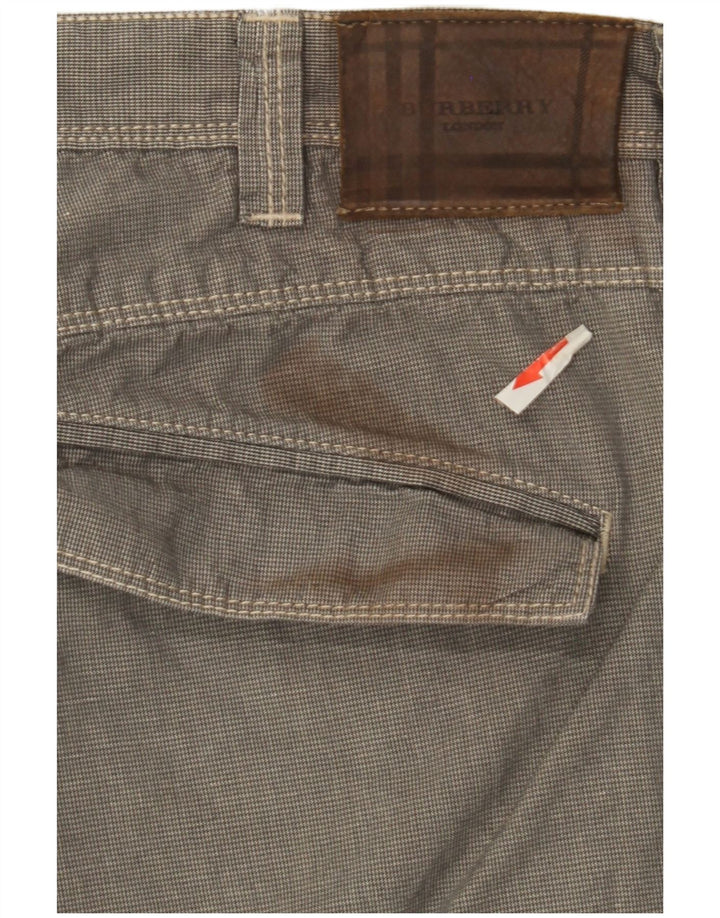 Burberry Herren gerade Chinohose W32 L34 Grau