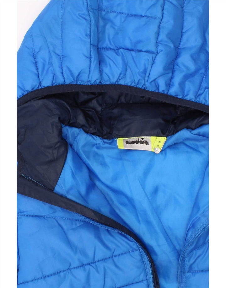 Diadora Wattierte Jacke mit Kapuze für Jungen, 5–6 Jahre, Größe S, Blau, Farbblock