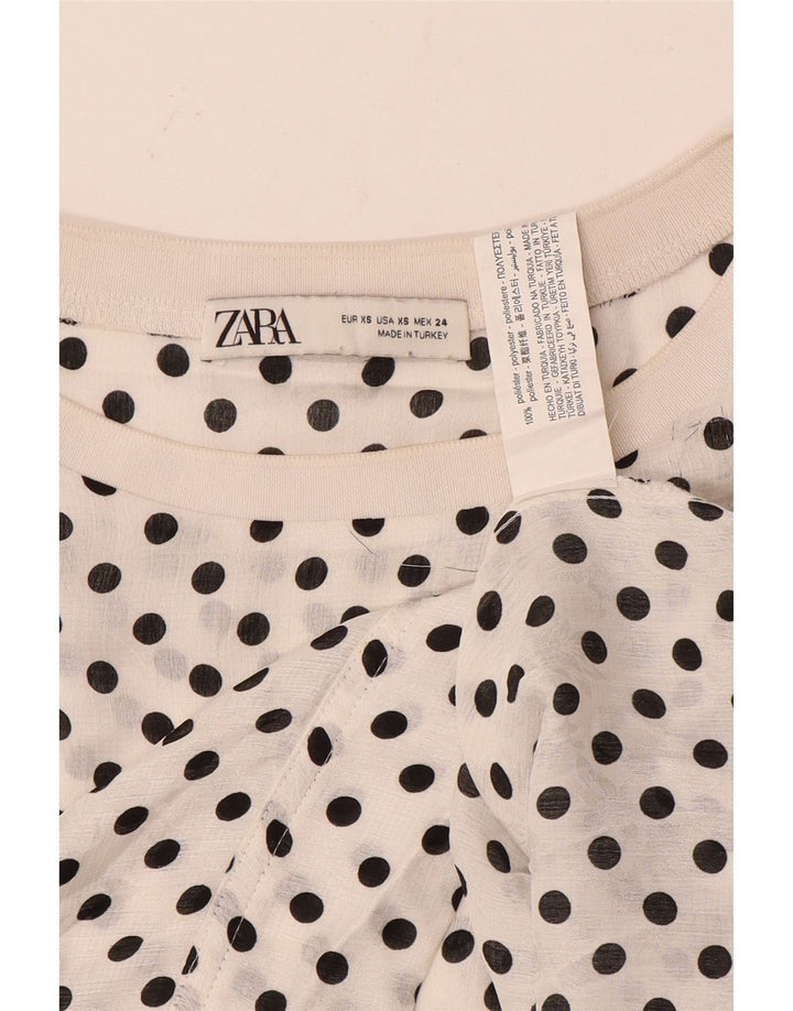 Übergroßes Blusenoberteil für Damen von Zara, UK 6, XS, weiß gepunktetes Polyester