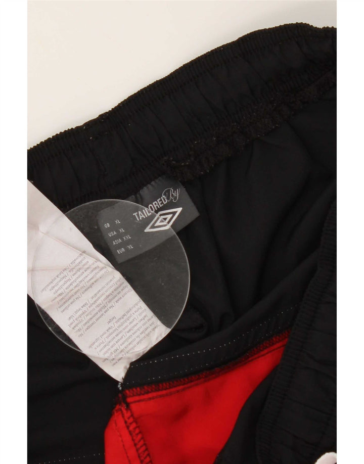 Umbro Damen Sportshorts XL Rot Colourblock Polyester