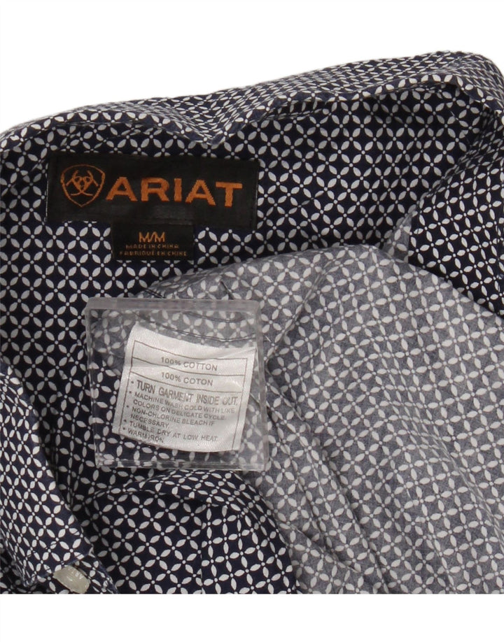 Ariat Herrenhemd aus mittlerer marineblauer geometrischer Baumwolle