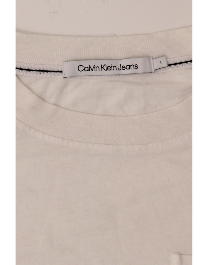 CALVIN KLEIN JEANS Mens T-Shirt Top Large White Cotton Vintage Calvin Klein Jeans and Second-Hand Calvin Klein Jeans from Messina Hembry 