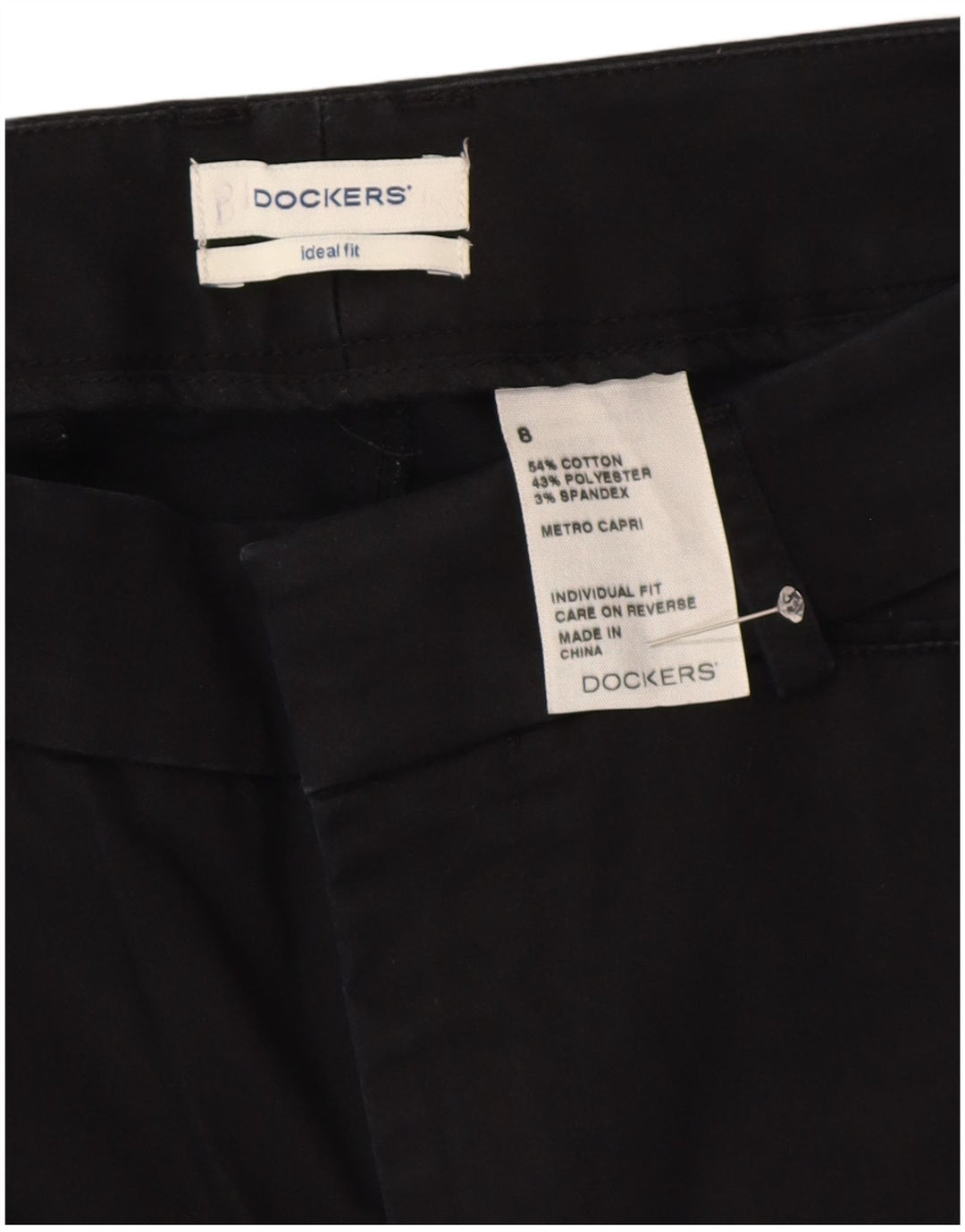 DOCKERS Damen-Caprihose mit idealer Passform, US 8, M, W30, L22, Schwarz