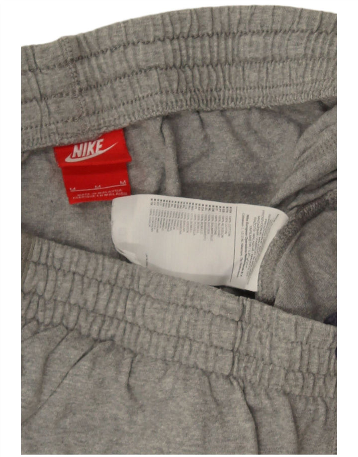 Nike Herren-Sportshorts aus mittelgrauer Baumwolle