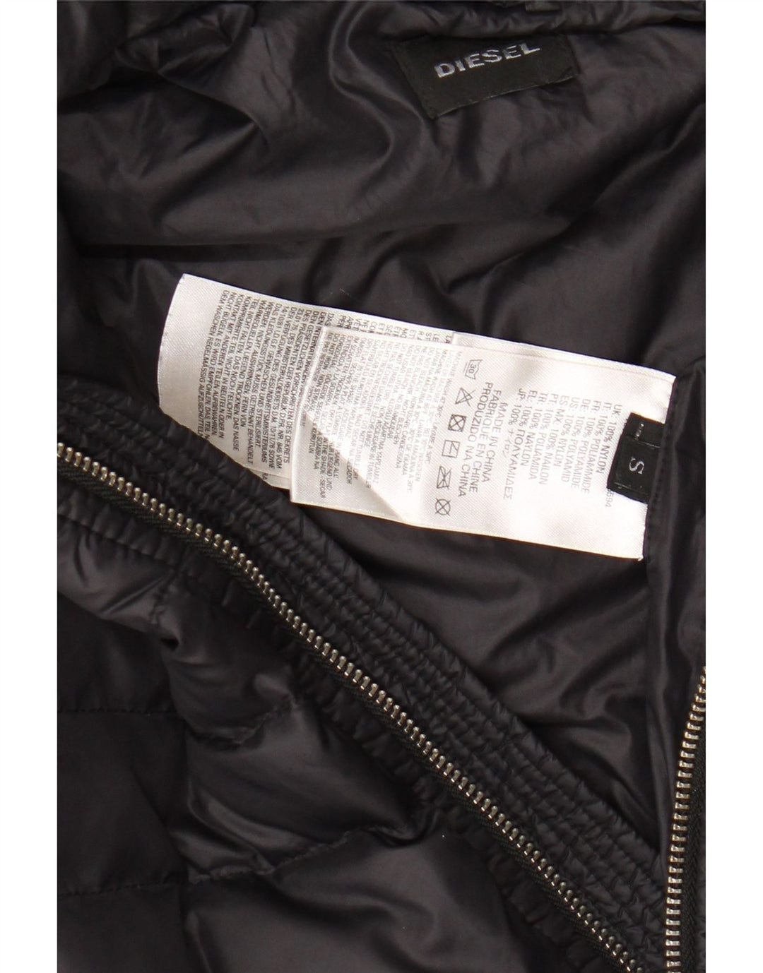 DIESEL Wattierte Herrenjacke mit Kapuze, UK 36, kleines schwarzes Nylon