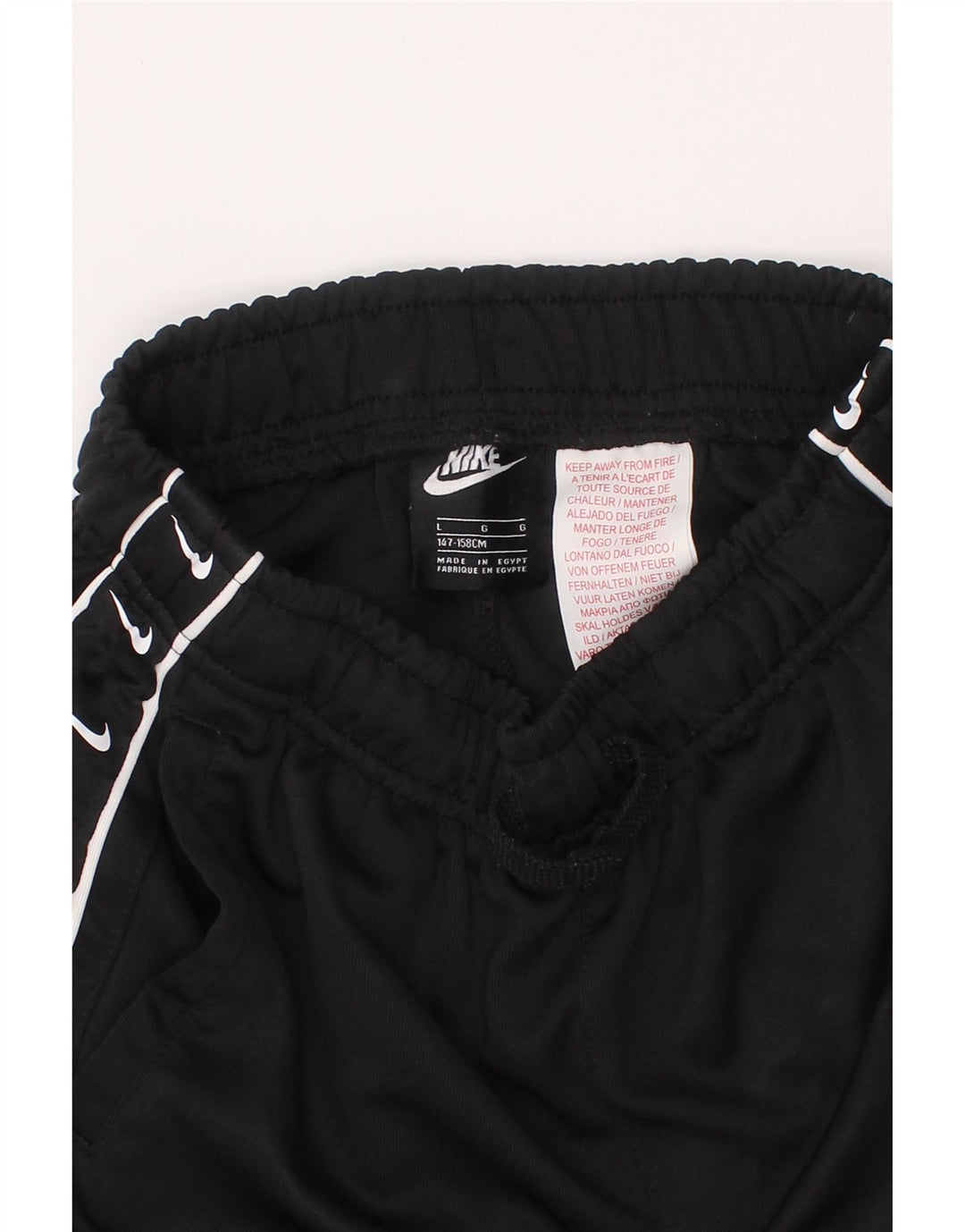NIKE Jungen-Sportshorts mit Grafik, 12–13 Jahre, Größe L, schwarzes Polyester