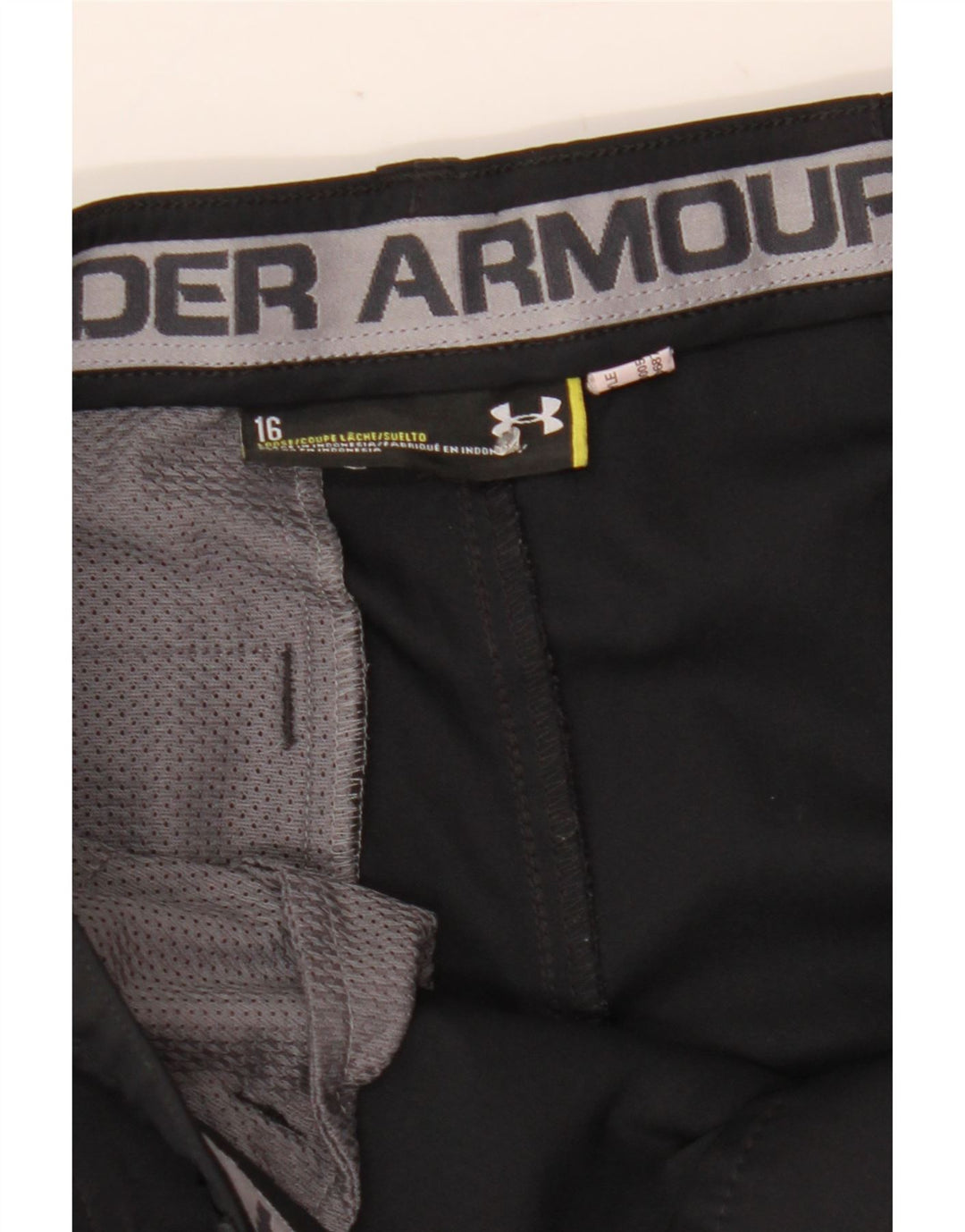 Under Armour Jungen-Chinoshorts, 15–16 Jahre, W27, Schwarz