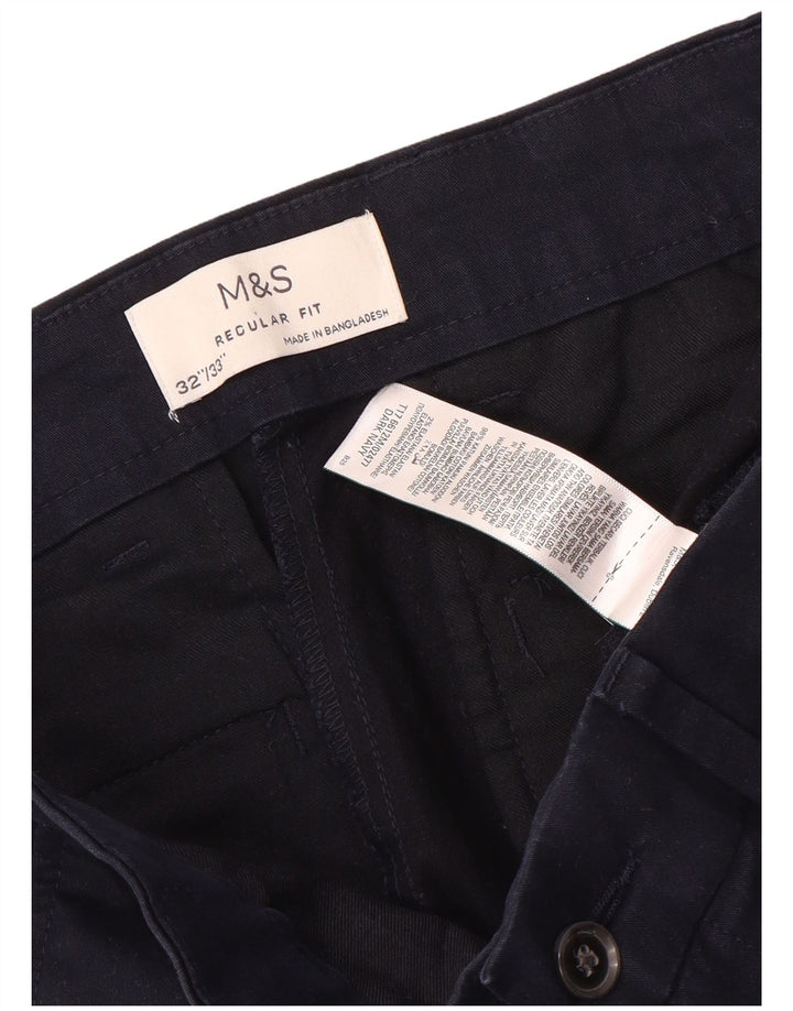 Marks & Spencer Herren-Chinohose mit normaler Passform und gerader Passform, W32 L33, Marineblau