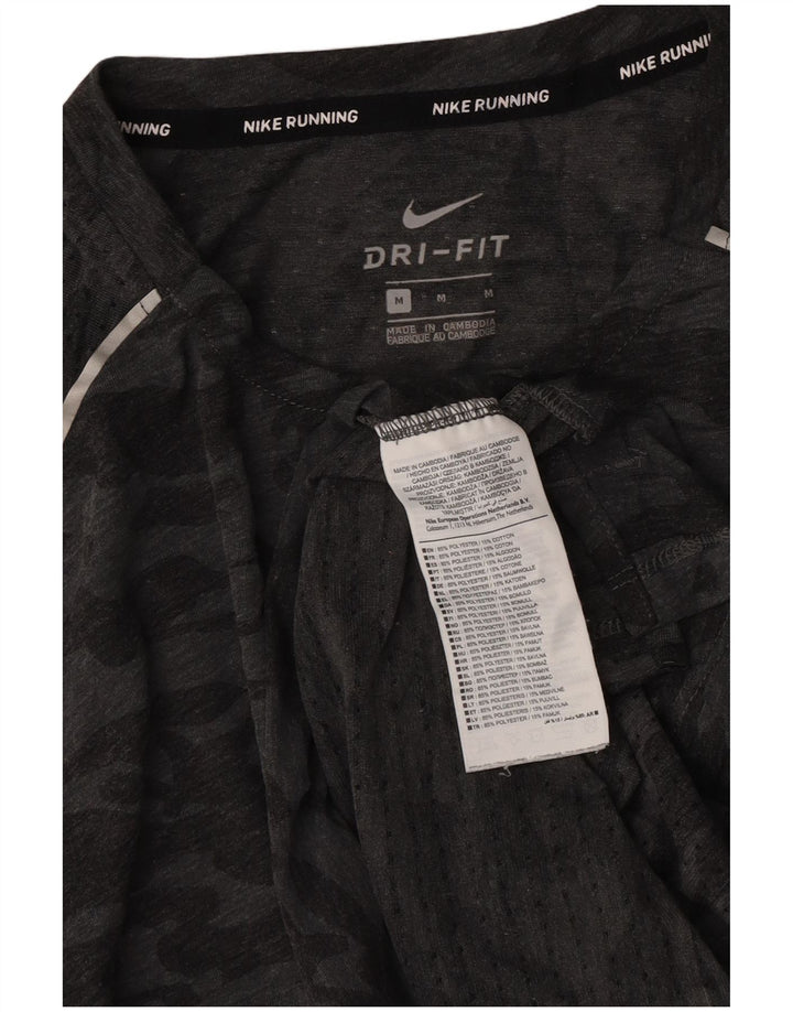 Nike Herren Dri Fit T-Shirt-Oberteil aus mittelgrauem Camouflage-Polyester