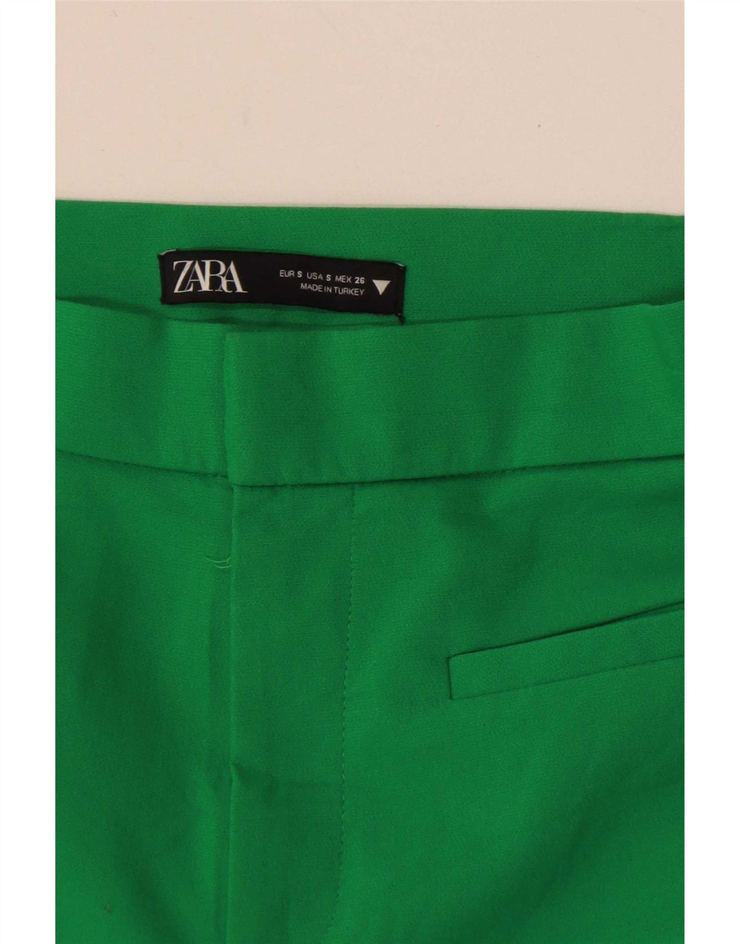 Zara Damen Capri-Hose, Größe S, W26, L22, Grün