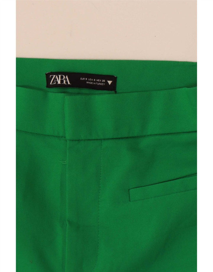 Zara Damen Capri-Hose, Größe S, W26, L22, Grün