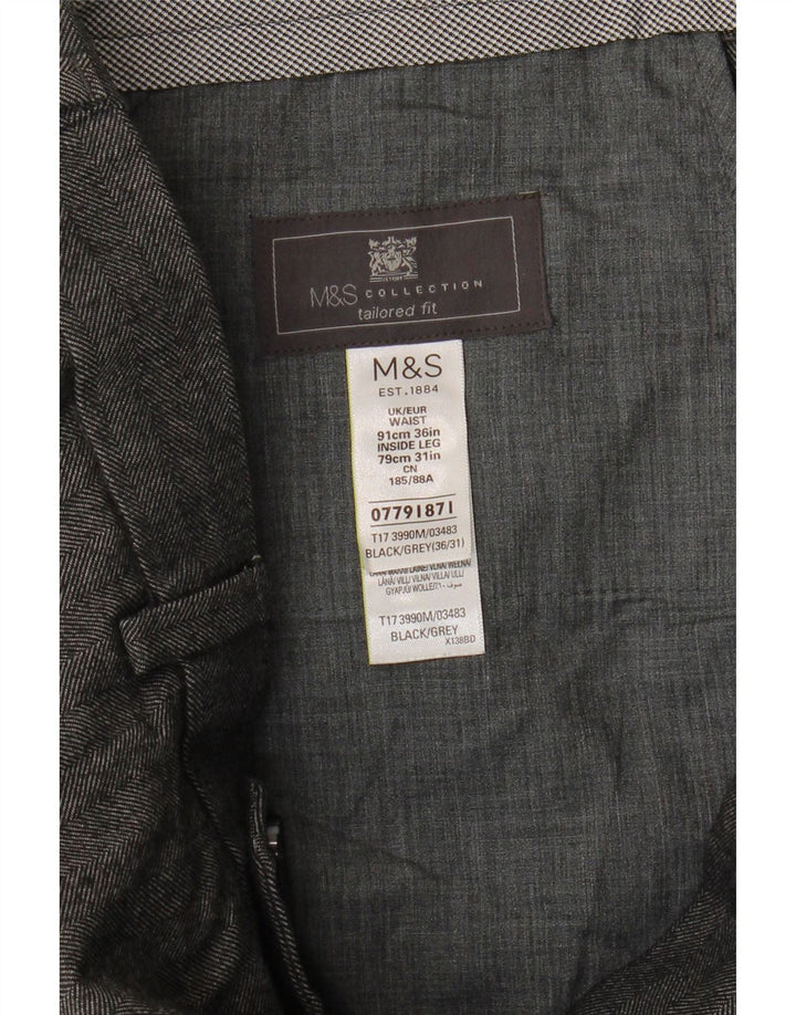 Marks & Spencer Herren-Anzughose mit maßgeschneiderter Passform, W36 L31, graues Fischgrätenmuster