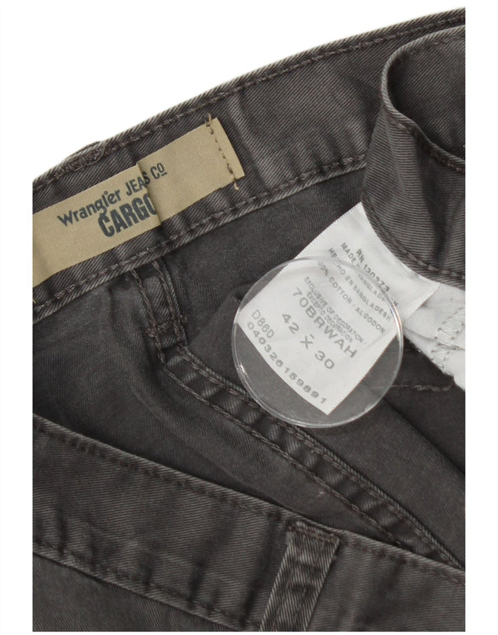 WRANGLER Gerade Cargohose für Herren, W42, L30, graue Baumwolle