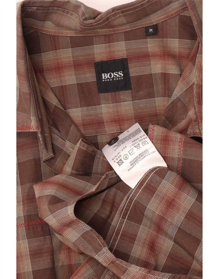 Hugo Boss Herrenhemd aus mittelbrauner Karo-Baumwolle