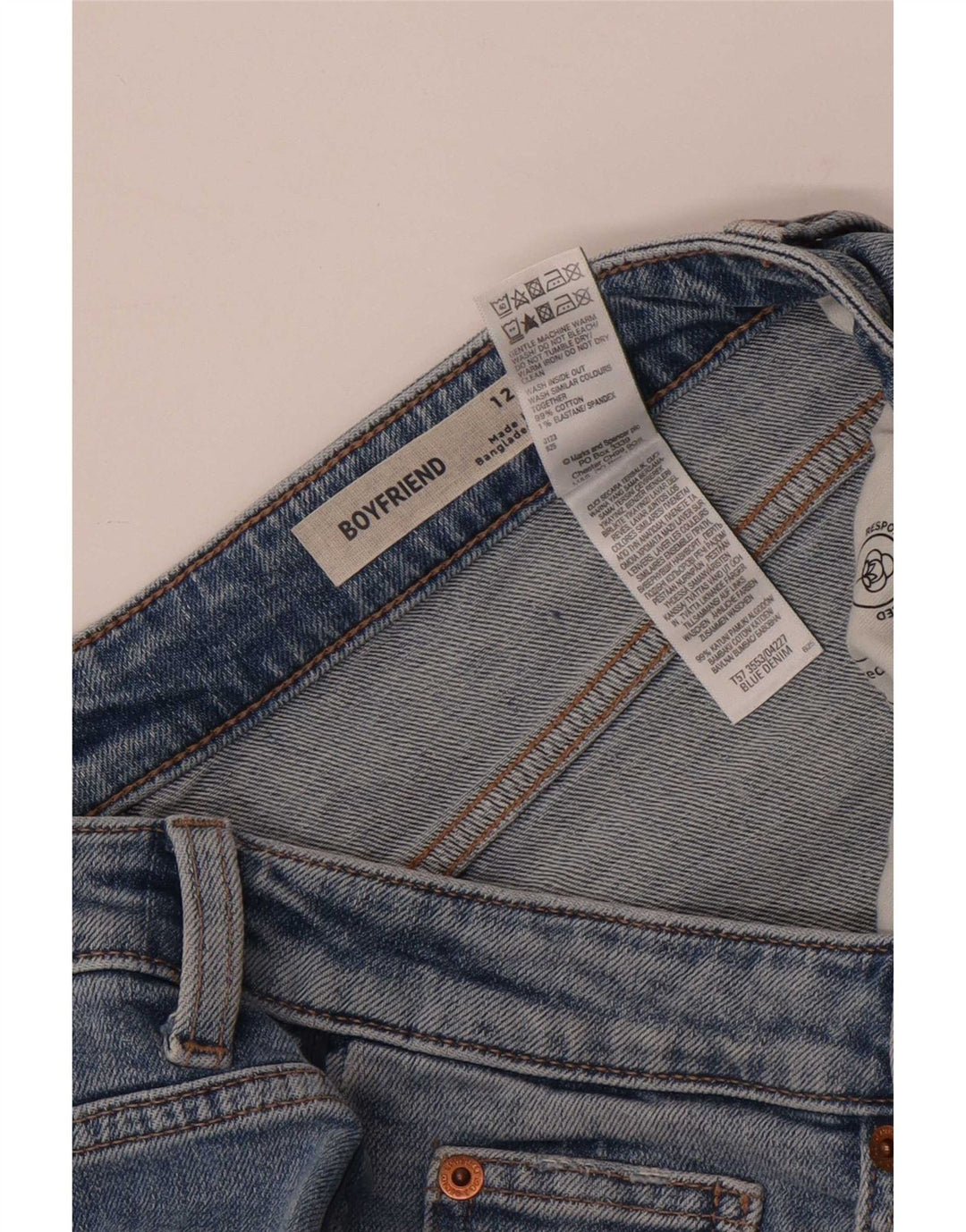 Marks & Spencer Damen Boyfriend-Jeansshorts UK 12 Medium W30 Blau