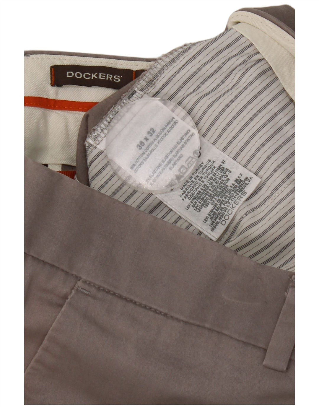 Dockers Herren-Chinohose mit normaler Passform, W36 L32, graue Baumwolle