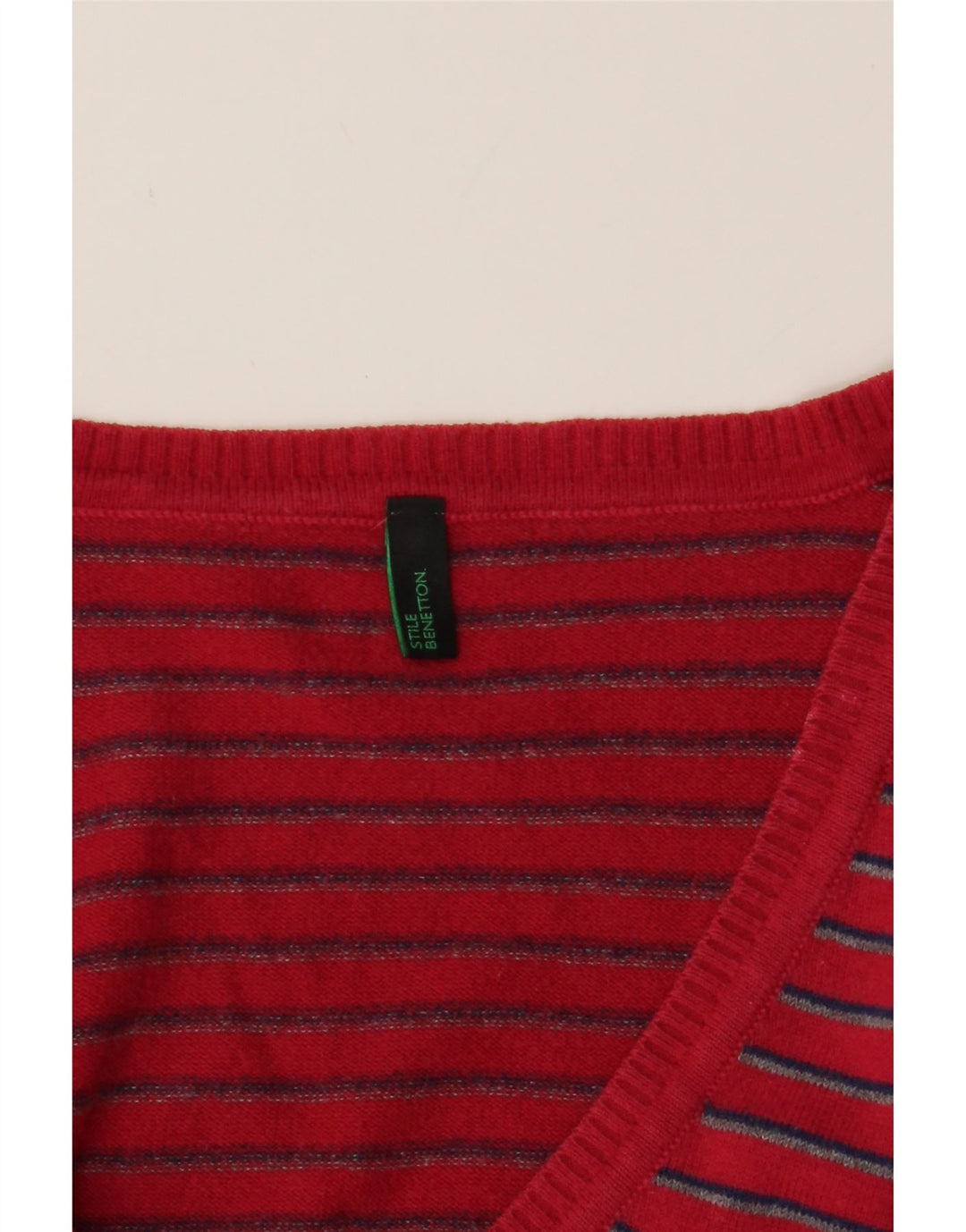 BENETTON Mens V-Neck Jumper Sweater Large Red Striped Vintage Benetton and Second-Hand Benetton from Messina Hembry 
