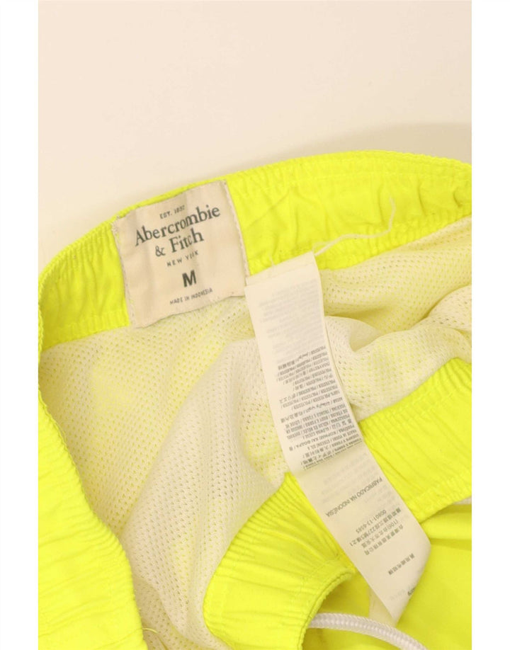 Abercrombie & Fitch Herren-Badeshorts aus mittelgelbem Polyester