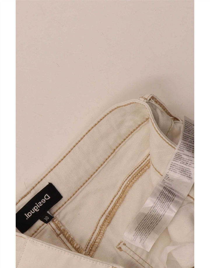 Desigual Damen Kurzjeans W30 L25 Weiße Baumwolle