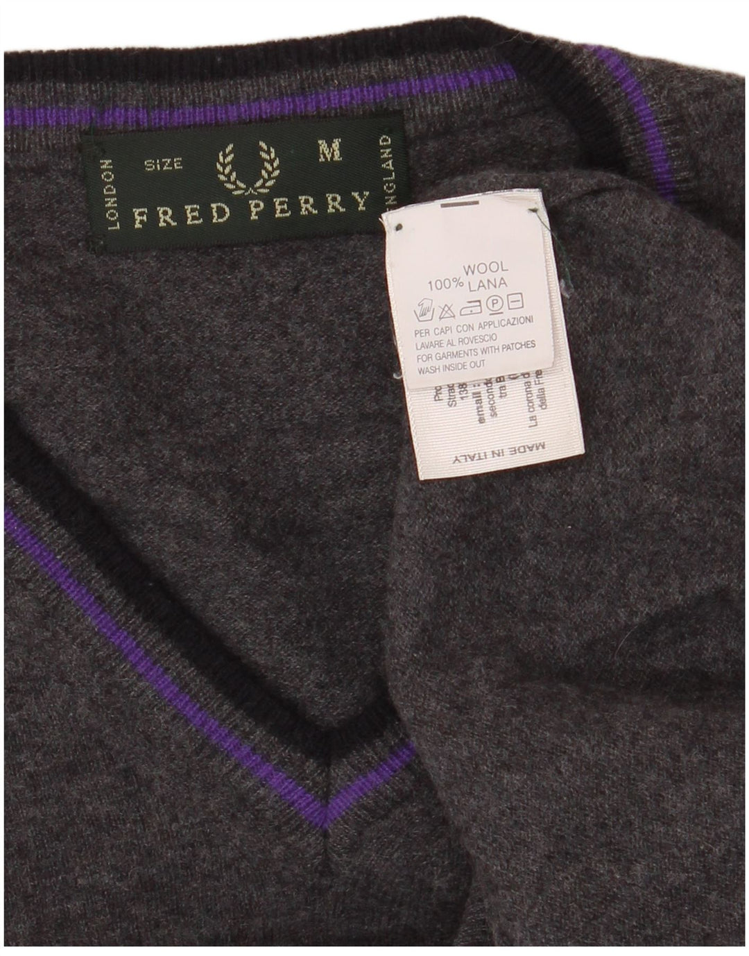 FRED PERRY Herren-Pullover mit V-Ausschnitt aus mittelgrauer Wolle