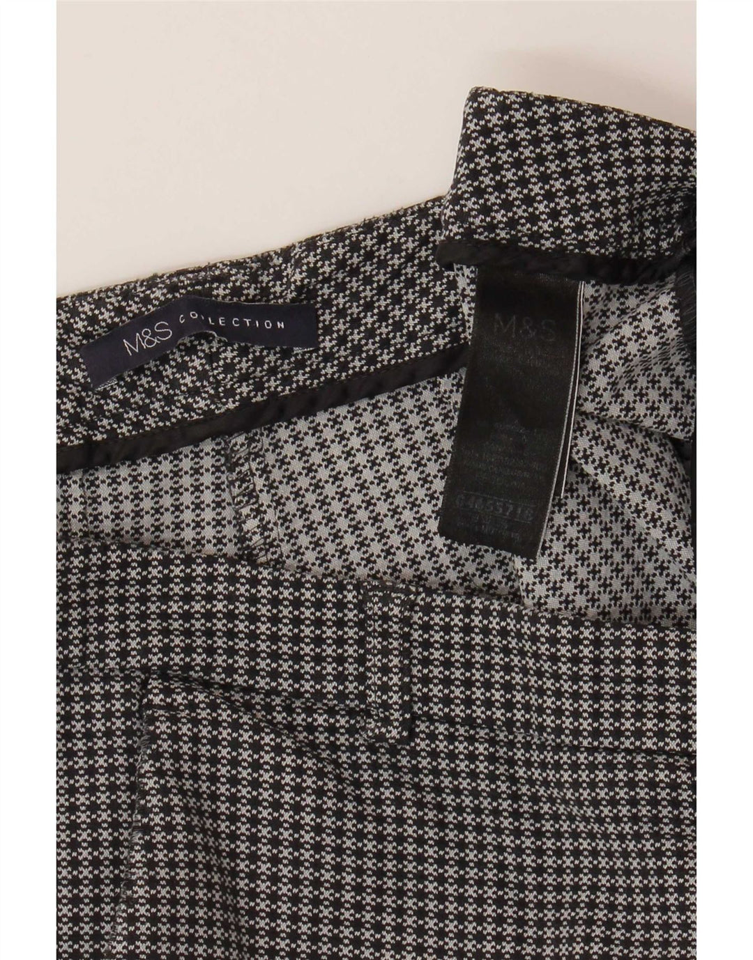 Marks & Spencer Damen-Hose, kurz geschnitten, UK 12, M, W32, L25, Grau