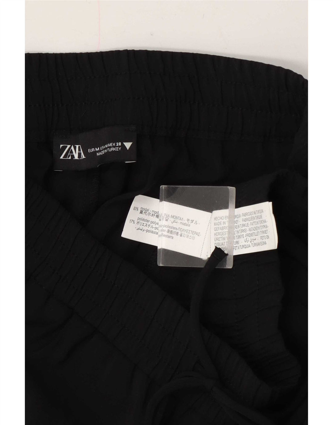 Schmale, verkürzte Damenhose von Zara, Größe M, W28, L25, Schwarz, Modal