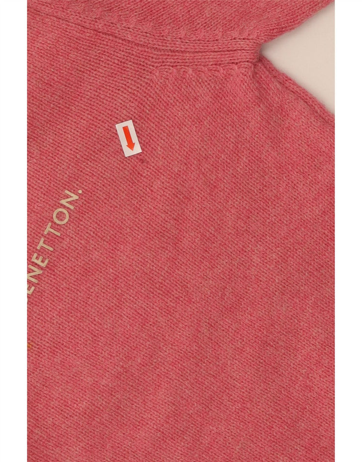 BENETTON Damen-Pullover mit bauchfreiem Grafikmuster und U-Boot-Ausschnitt, Gr. 8, Rosa