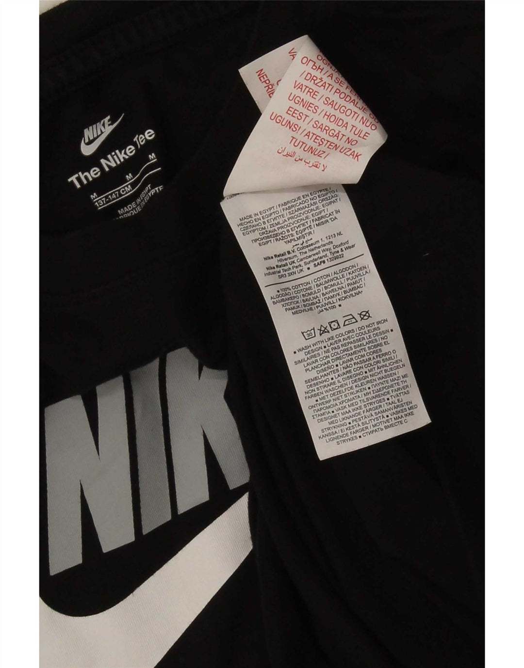 Nike Jungen-T-Shirt mit Grafik, mittelgroß, schwarze Baumwolle, 10–11 Jahre