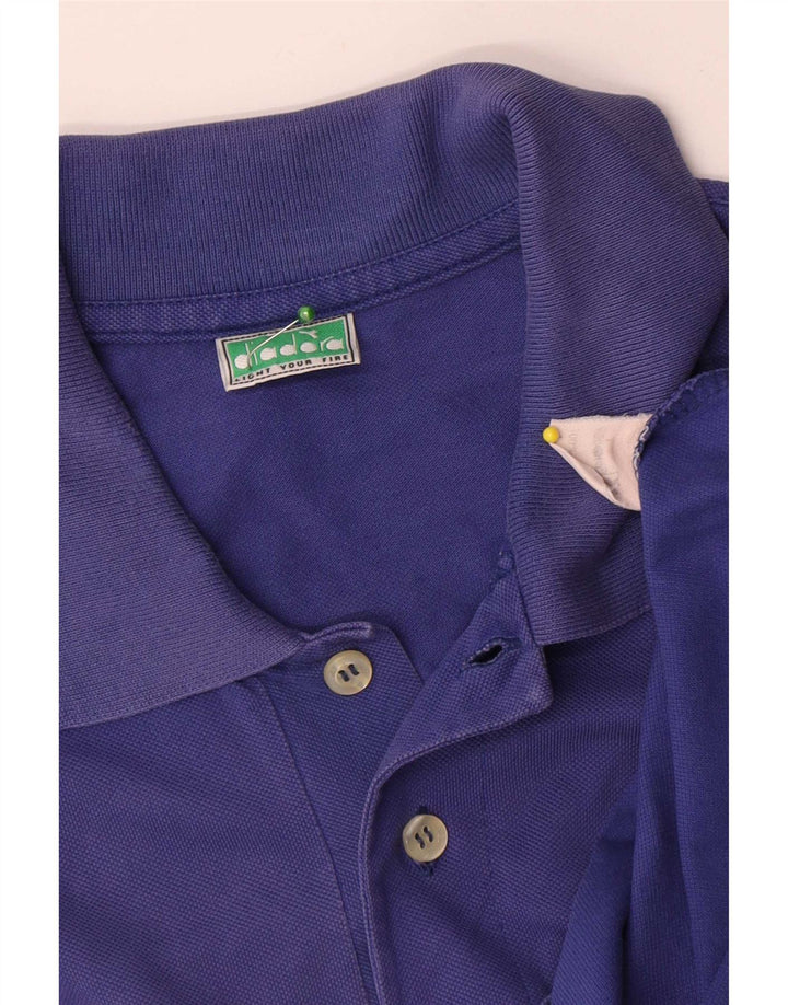 Diadora Herren-Poloshirt aus mittelvioletter Baumwolle