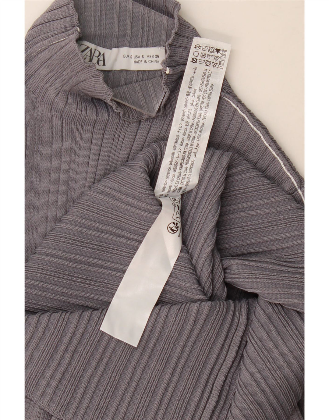 Langärmliges, figurbetontes Damenkleid von Zara, Größe S, Grau, Polyamid