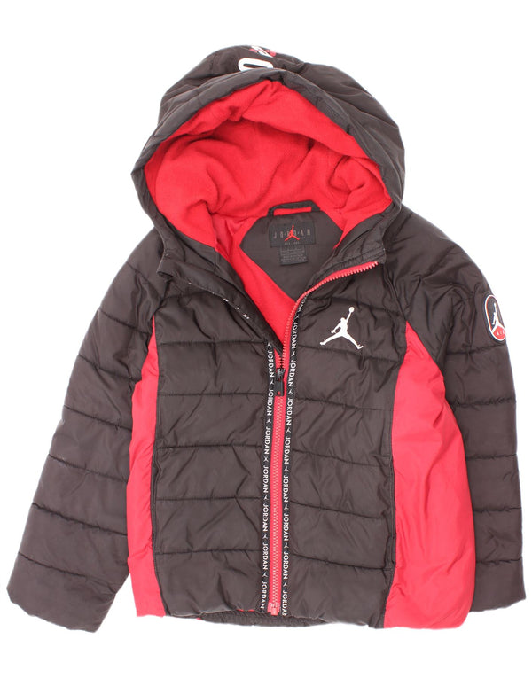 Jordan Jungen gepolsterte Jacke mit grafischer Kapuze, 6–7 Jahre, Größe L, Schwarz, Farbblock