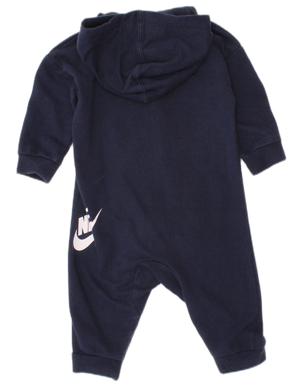 Nike Baby-Jungen-Jumpsuit mit Kapuze und Grafik, 6–9 Monate, Marineblau
