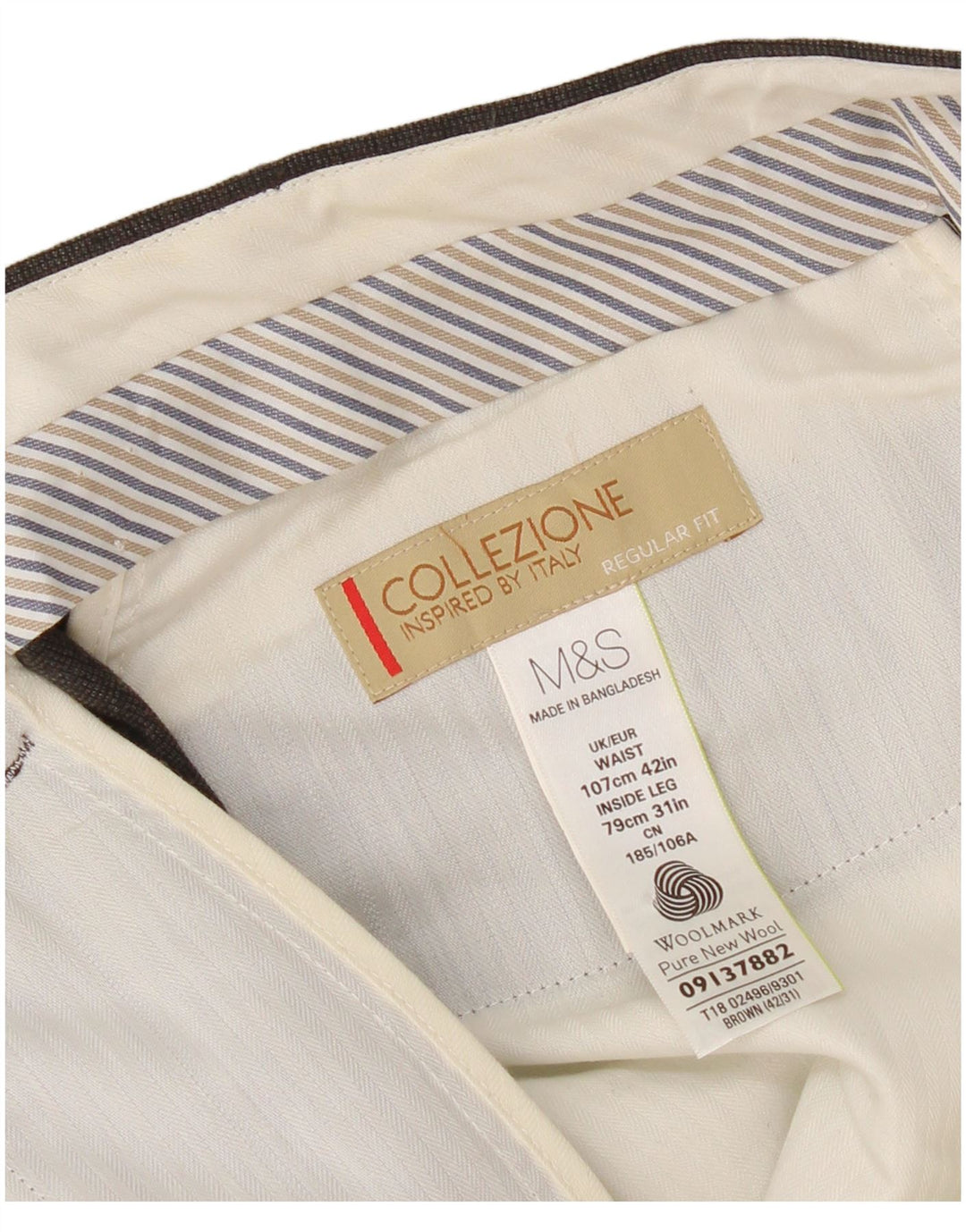 Marks & Spencer Herren-Freizeithose mit normaler Passform, W42, L31, schwarze Wolle