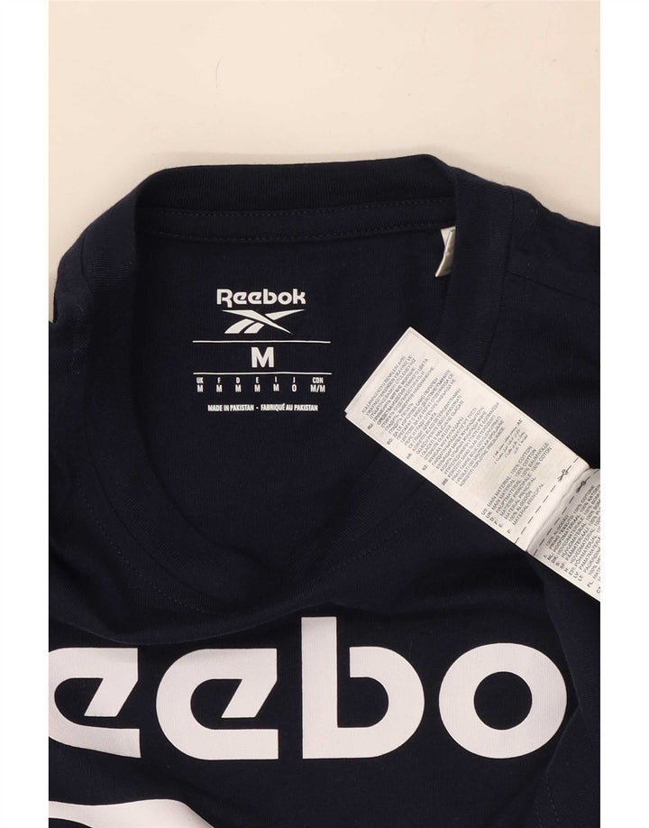 Reebok Herren Grafik-T-Shirt-Oberteil aus Baumwolle in mittlerem Marineblau