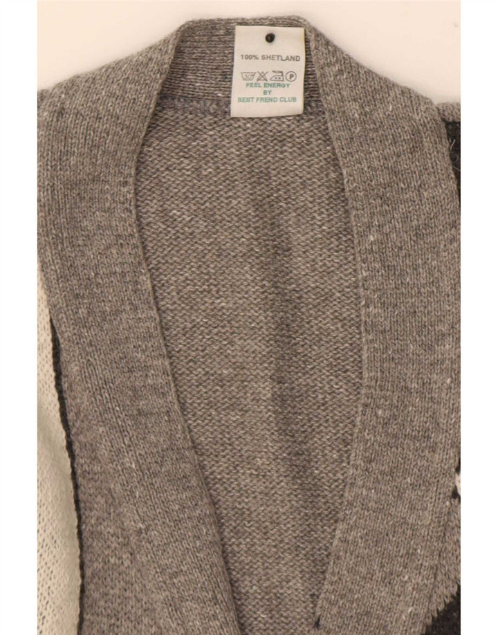 Shetland-Herren-Strickjacke aus mittelgrauer, geometrischer Wolle
