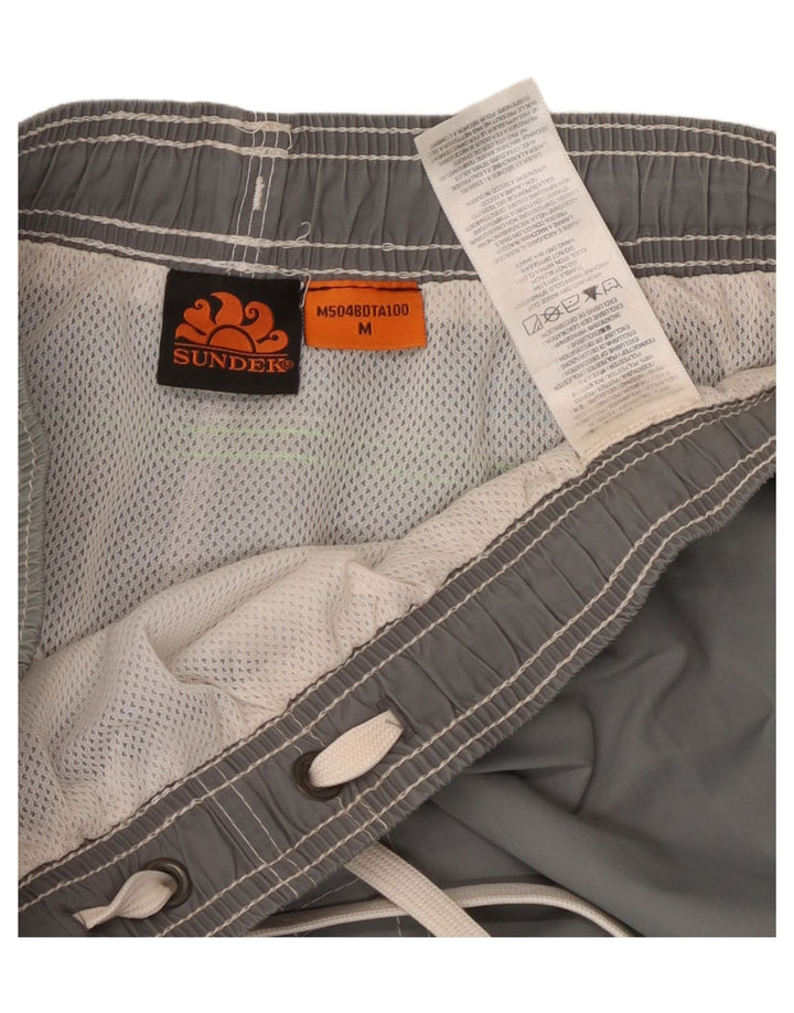 Sundek Herren-Badeshorts aus mittelgrauem Polyester
