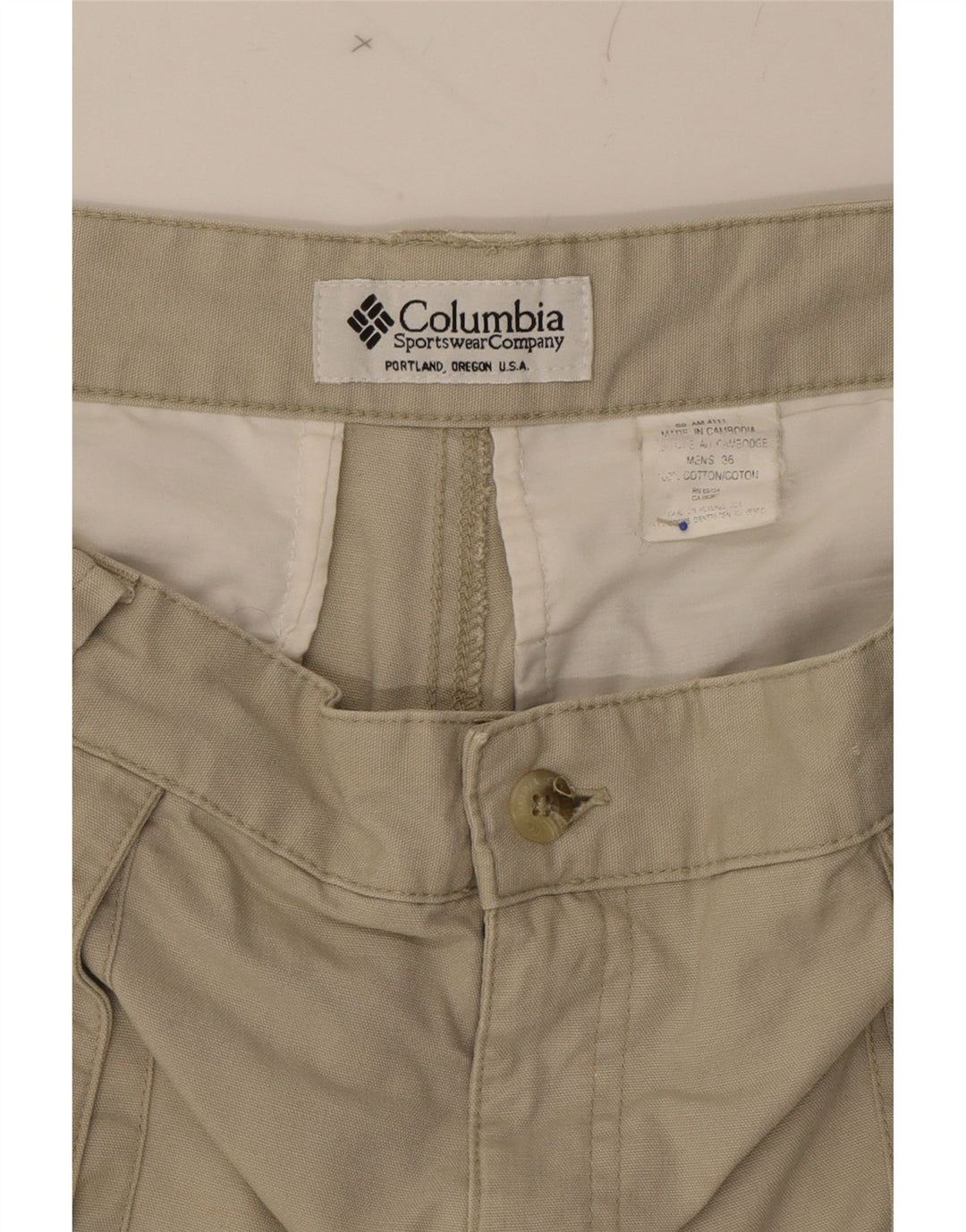 COLUMBIA Mens Cargo Shorts W36 Large  Beige Cotton Vintage Columbia and Second-Hand Columbia from Messina Hembry 