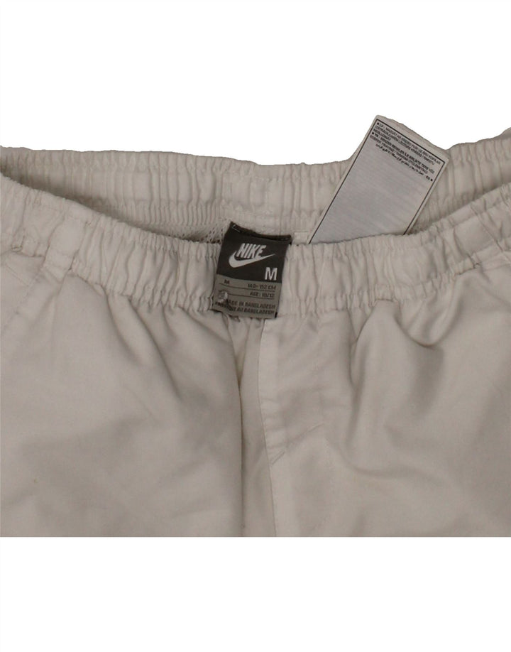NIKE Boys Sport Shorts 10-11 Years Medium  White Polyester Vintage Nike and Second-Hand Nike from Messina Hembry 