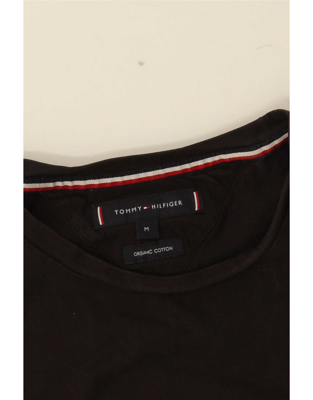 Tommy Hilfiger Herren-T-Shirt mit Grafik, mittelschwarze Baumwolle