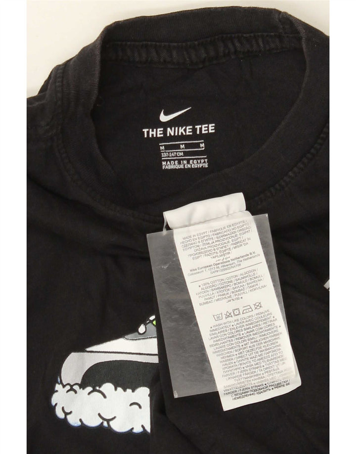 Nike Jungen-T-Shirt mit Grafik, mittelgroß, schwarze Baumwolle, 10–11 Jahre