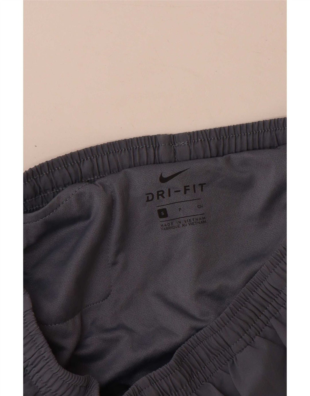 Nike Herren Dri Fit Sportshorts, klein, graues Farbblock-Polyester