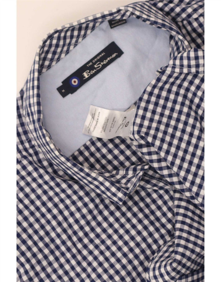 Ben Sherman Herren-Kurzarmhemd aus mittelblauer Gingham-Baumwolle in Marineblau