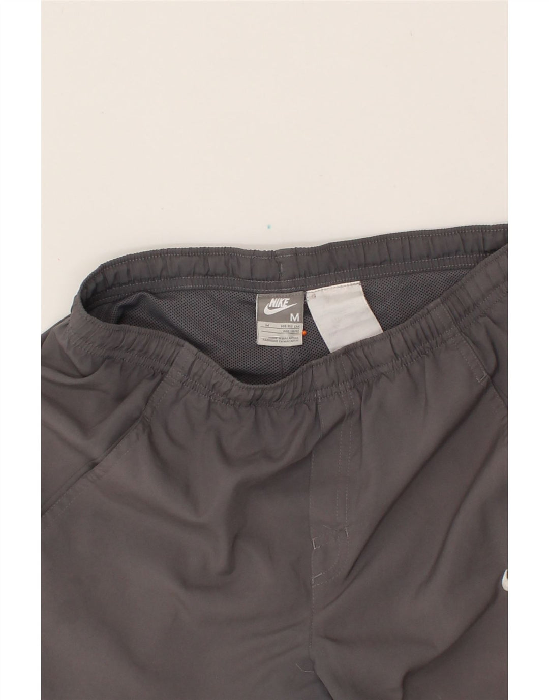 NIKE Boys Sport Shorts 10-11 Years  Medium  Grey Vintage Nike and Second-Hand Nike from Messina Hembry 