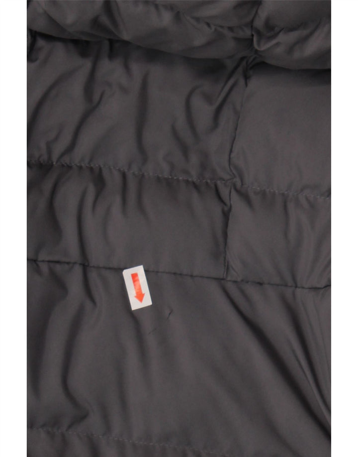 Under Armour Jungen gepolsterte Jacke mit grafischer Kapuze, 12–13 Jahre, graues Farbblockdesign