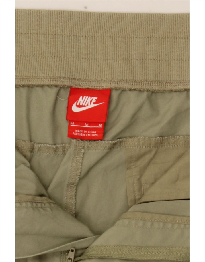 Nike Herren Cargo Shorts Medium W32 Khaki Baumwolle